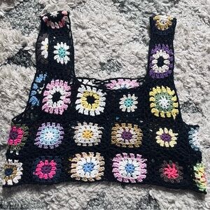 Crochet cropped tank